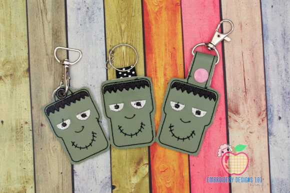 Gost Face ITH Key Fob Pattern